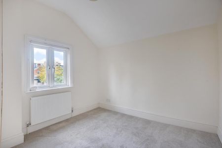 3 bedroom terraced house to rent - Photo 5