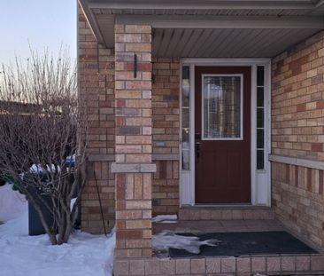 For Lease - 3475 Angel Pass Drive, Mississauga, Ontario - Photo 4