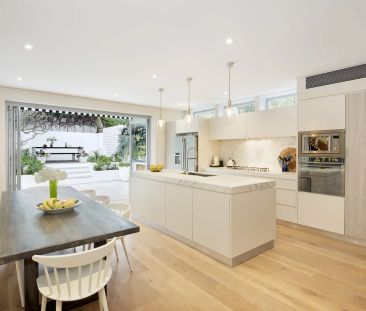 Exceptional State Of The Art Entertainers House with A laidback Coa... - Photo 3