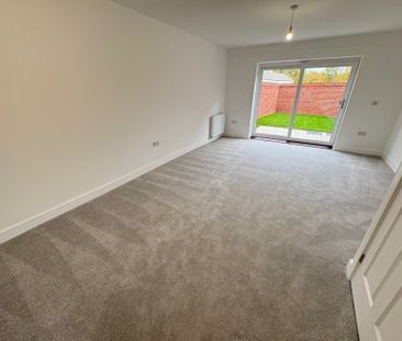 Bennett Street - Photo 2