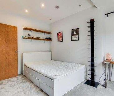 Sheepcote Lane, London, SW11 - Photo 6