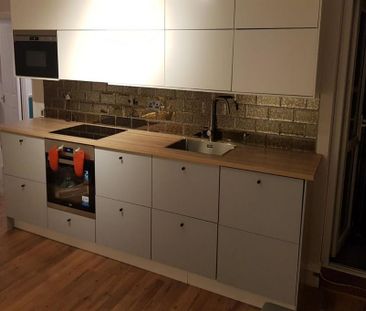 1 bedroom in a flat share to rent - Photo 1