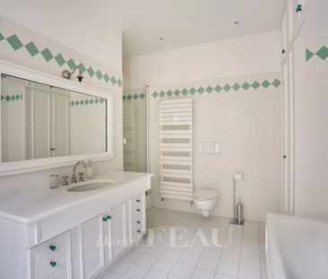 Tout savoir sur cet appartement dans le quartier Gros Caillou, à Pa... - Photo 2