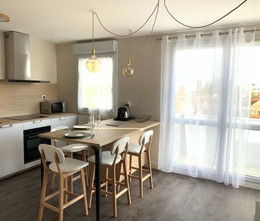 T2 meublé avec terrasse et garage - Photo 4