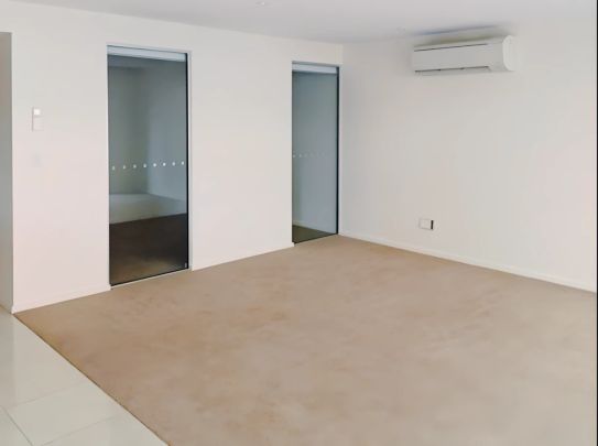 Secondary Room of 2b2b - Photo 1