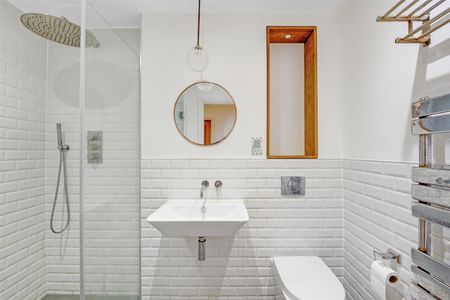 Flat To Let - Photo 5