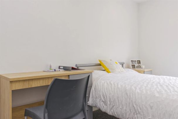 Lucys Court, Lower Holyhead Road - Photo 1