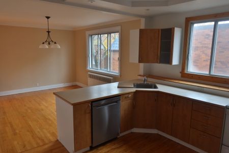 6 1/2 lumineux, métro Snowdon - Photo 3