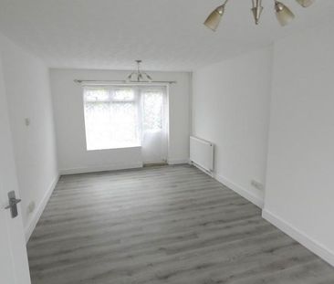 2 bedroom end of terrace house to rent - Photo 1