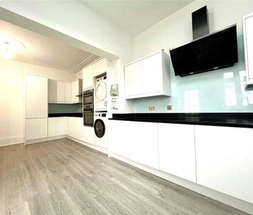 House share to rent - Photo 2