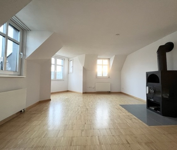 Wohnung mit Kachelofen und besonderem Charme - Photo 1