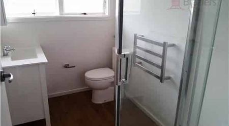 Attractive One bedroom Apartment - Photo 5