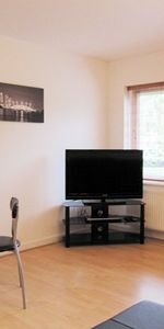 2 bedroom property to rent - Photo 4