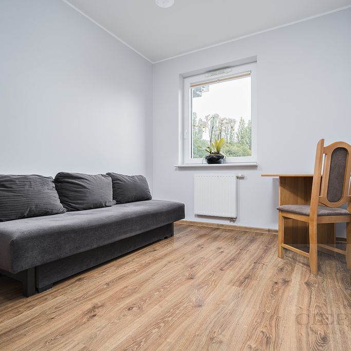 Dla grupy studentów | 3 niezależne pokoje + balkon - Zdjęcie 1