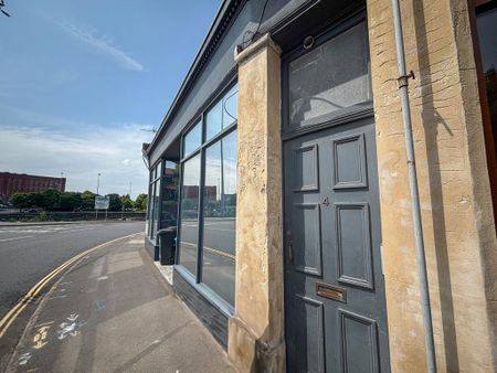 2 bedroom maisonette to rent - Photo 5