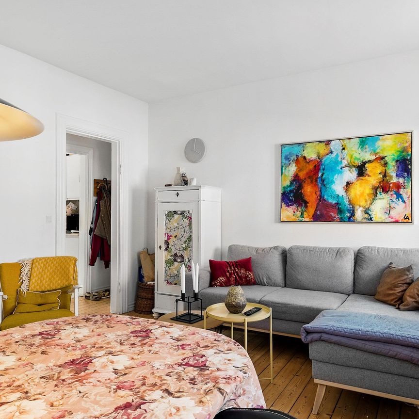 <b>2,5 Værelses lejlighed med god placering i Vejgaard</b><br> - Foto 1