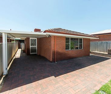 6 Month Lease Only! Character Home in Prime Location - Photo 2
