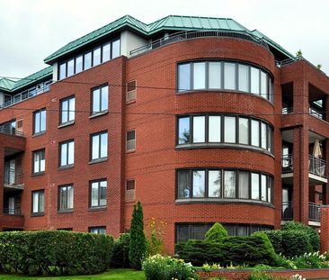 939 North River Rd - Photo 1