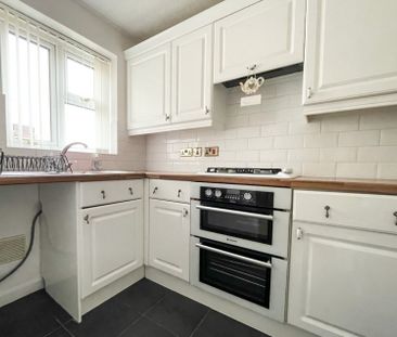 Sherbourne Avenue, Bradley Stoke, Bristol, Gloucestershire - Photo 1