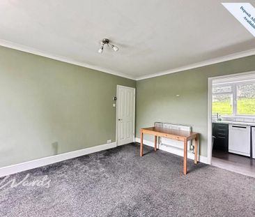 2 bedroom maisonette to rent - Photo 5