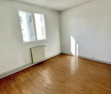 Location Appartement 3 pièces 60m² ROANNE 42300 - Photo 4