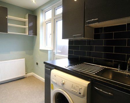 St Andrews Road, Kingsbury, London, NW9 - Photo 2