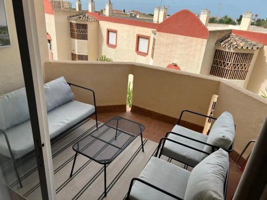 Alquiler de piso en Calle Zeus s/n - Photo 1