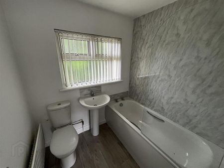 6 McCormick Place, Crossmaglen, Newry, BT35 9HD - Photo 5