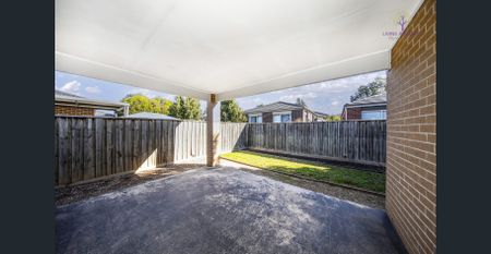 Move in and enjoy - Photo 3