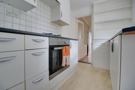 2 bedroom terraced house to rent - Photo 3