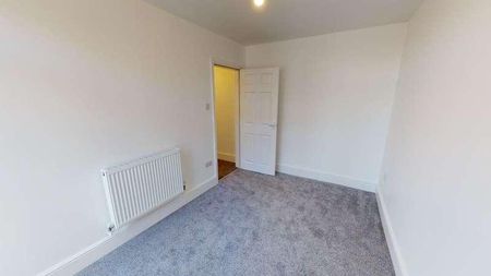 Holderness Road, Hull, HU9 - Photo 3