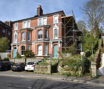 2 bedroom flat to rent - Photo 5