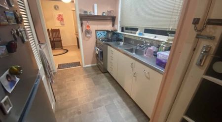 Lovely family home for rent - Photo 5