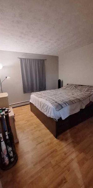 logement 3 1/2 chauffé/eau chaude - Photo 1