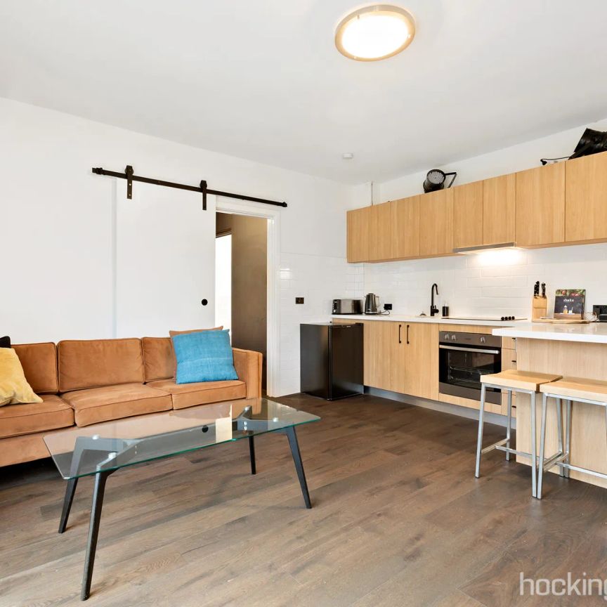 Stylish Renovated Apartment With A Decked Courtyard & Inbuilt BBQ - Photo 1