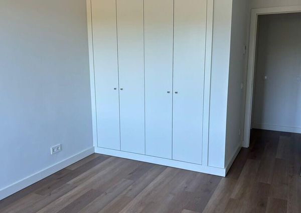 3 Bedroom Apartment with swimming pool, Miraflores, Oeiras