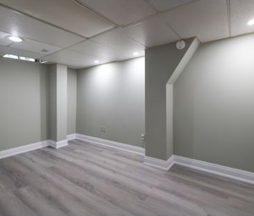 For Lease - 5209 Palomar Crescent, Mississauga, Ontario - Photo 5