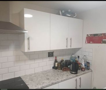 Room in a Shared House, Cordwell Road, SE13 - Photo 3