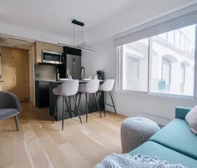 1 room apartment of 58m² in Quebec - Photo 1