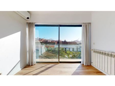 3 room luxury Apartment for rent in Lisbon - Photo 4