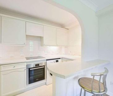 Lovelace Gardens, Stirling Court, KT6 - Photo 5