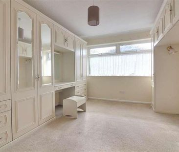 Sandon Road, Cheshunt, EN8 - Photo 3