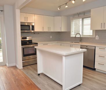 For Lease - 338 Homestead Court, Oshawa, Ontario - Photo 5