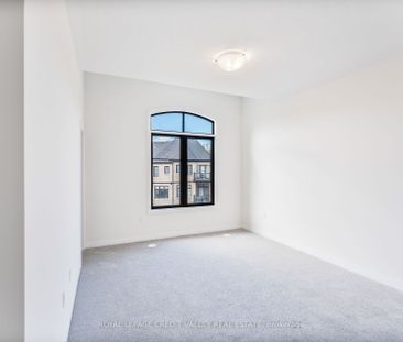 For Lease - 99 Archambault Way, Vaughan, Ontario - Photo 5