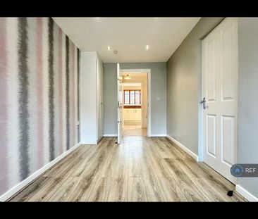 3 bedroom detached house to rent - Photo 3