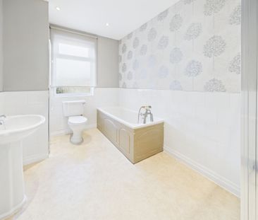 Manchester Road, Tyldesley, M29 - Photo 1