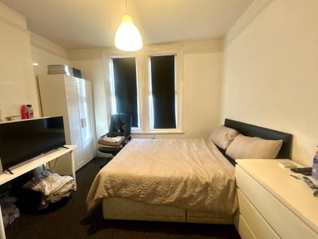 5 bedroom house to rent - Photo 4