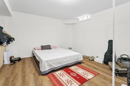 For Lease - 3593 CAROLINIA Court, Fort Erie, Ontario - Photo 2