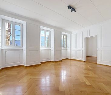 Characterful 3.5-room apartment in the heart of the historic town o... - Foto 1