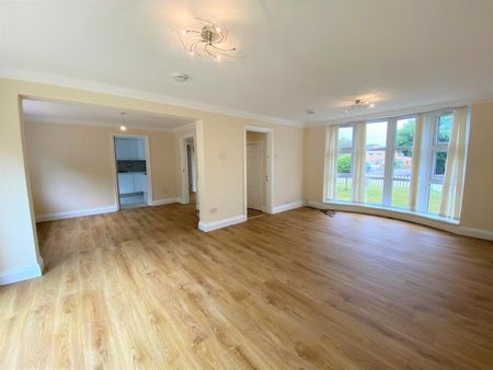 Greenleas, Camberley - 4 bedrooms Property for lettings - Seymours - Photo 5